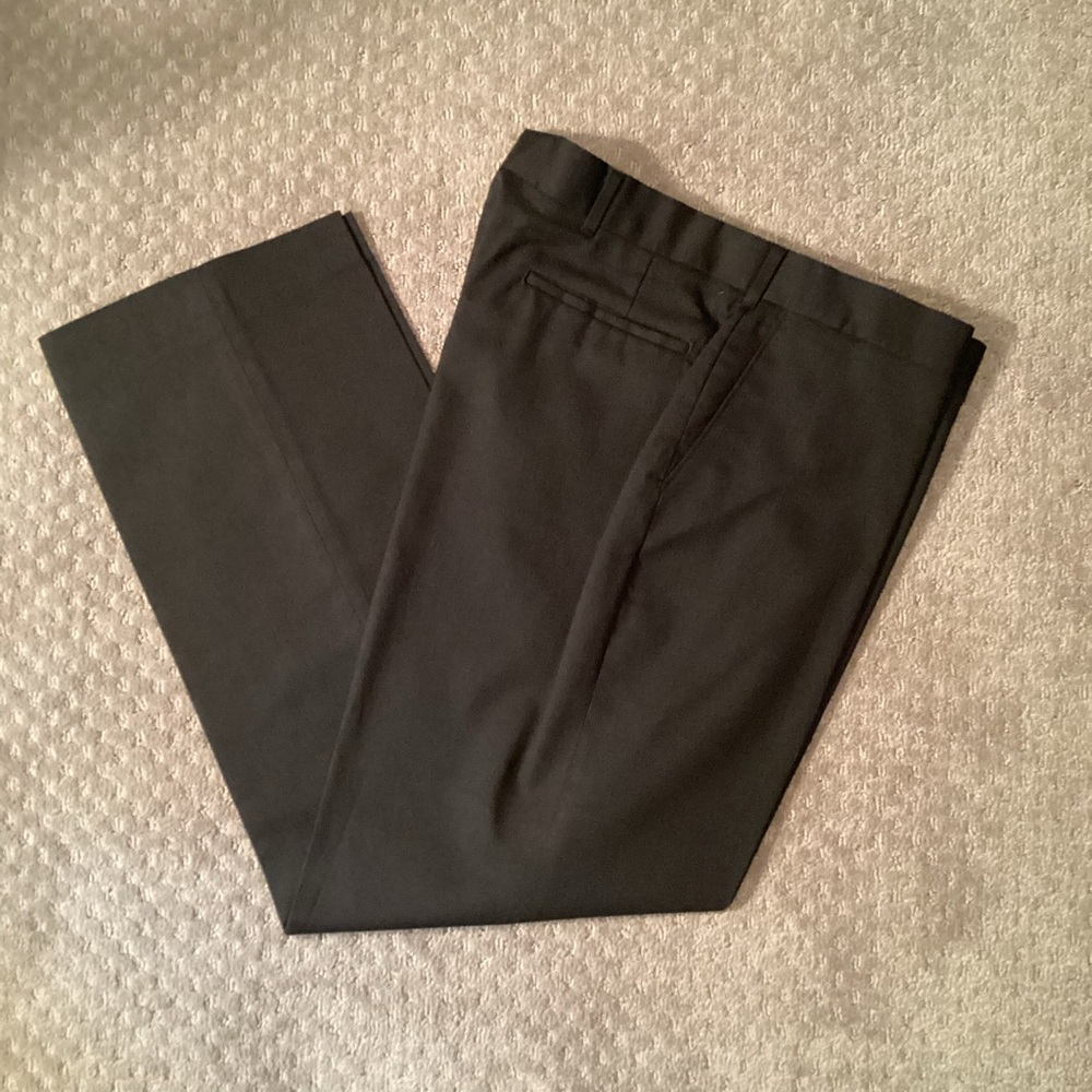 Haggar Men's Classic Black Dress Pants, flat front,size 36X30